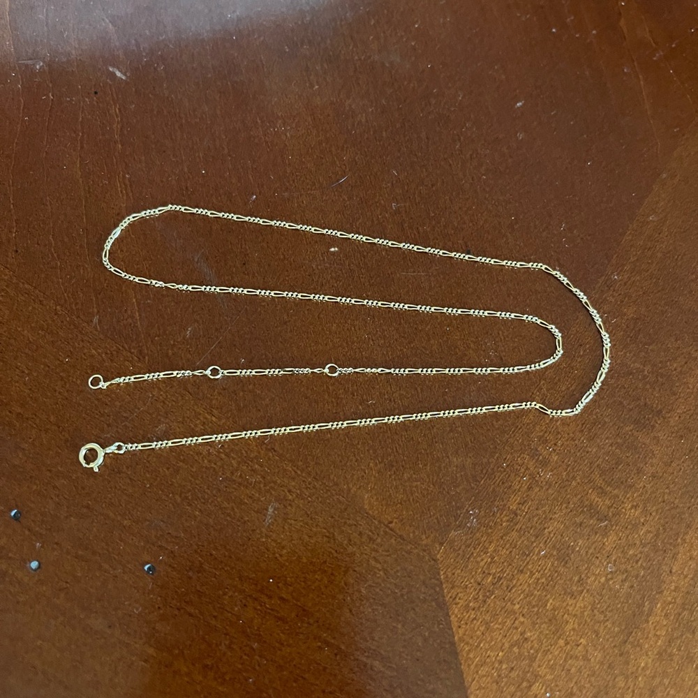 Local Eclectic Solid Gold Figaro Chain Necklace - image 5